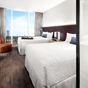 Hearing Accessible Standard King Room Includes Early Park Admission*